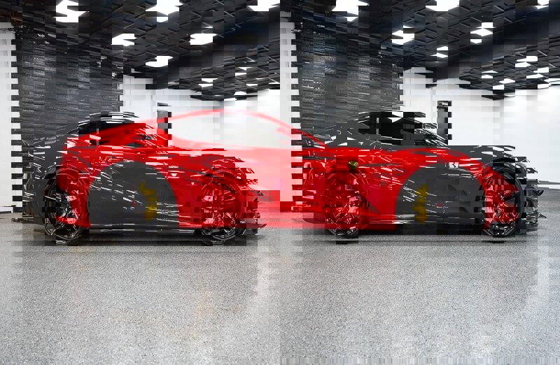 Used 2019 Ferrari 812 Superfast image 3