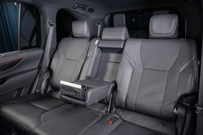 Used 2026 Lexus LX 600 4WD w/ Luxury Package image 29