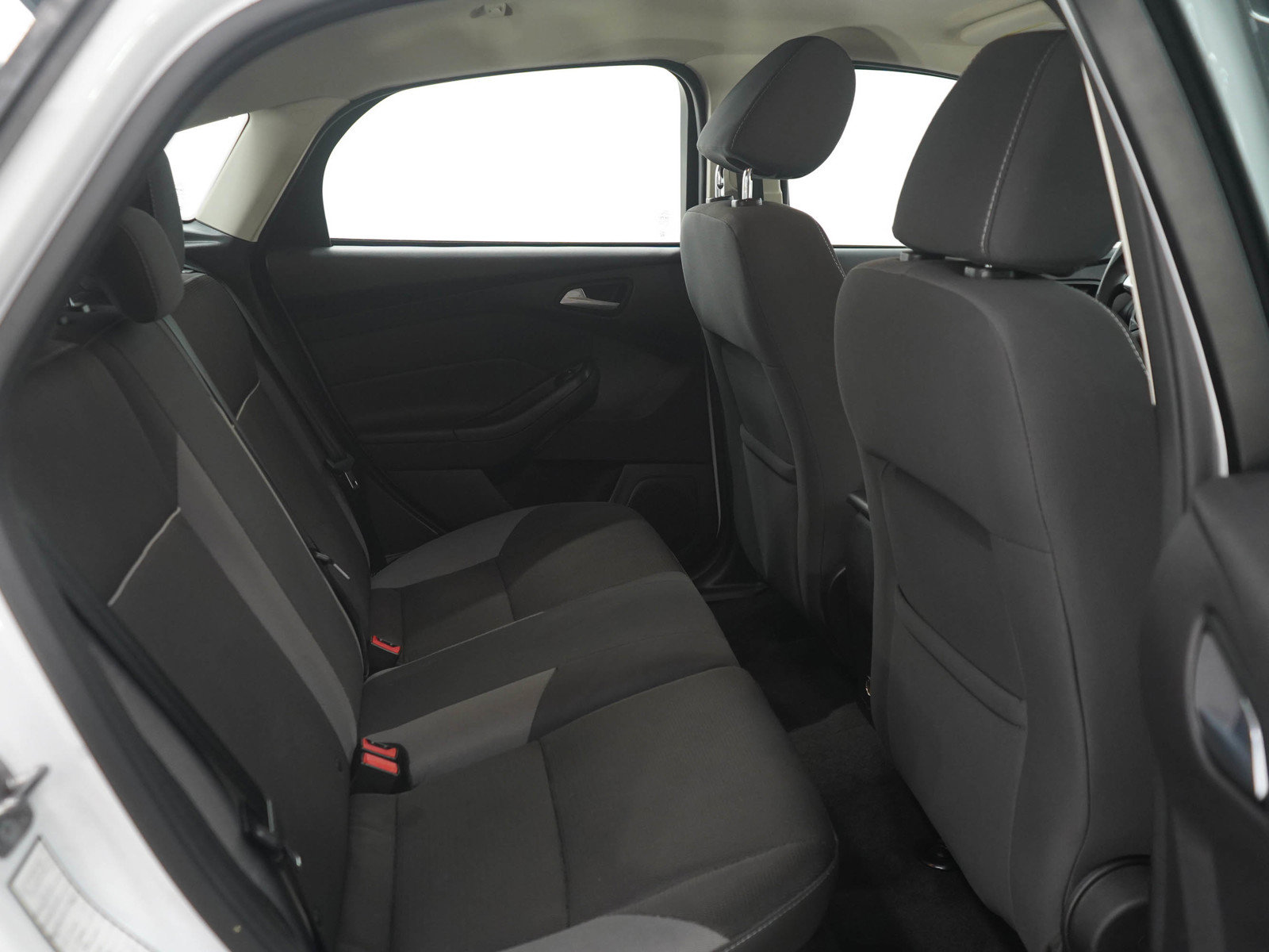 Used 2014 Ford Focus SE FWD image 12