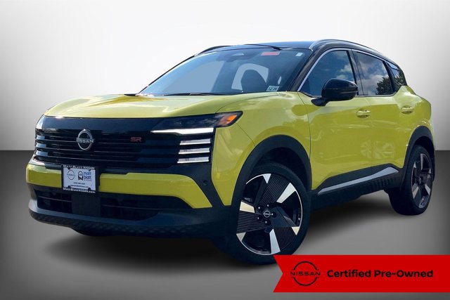 Certified 2025 Nissan Kicks SR image 1