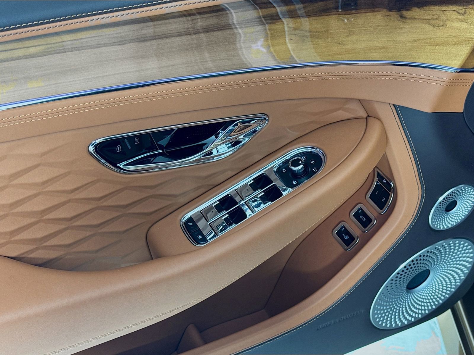 Used 2025 Bentley Continental GT Speed image 17