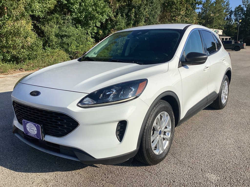 Used 2022 Ford Escape SE w/ Convenience Package FWD image 3
