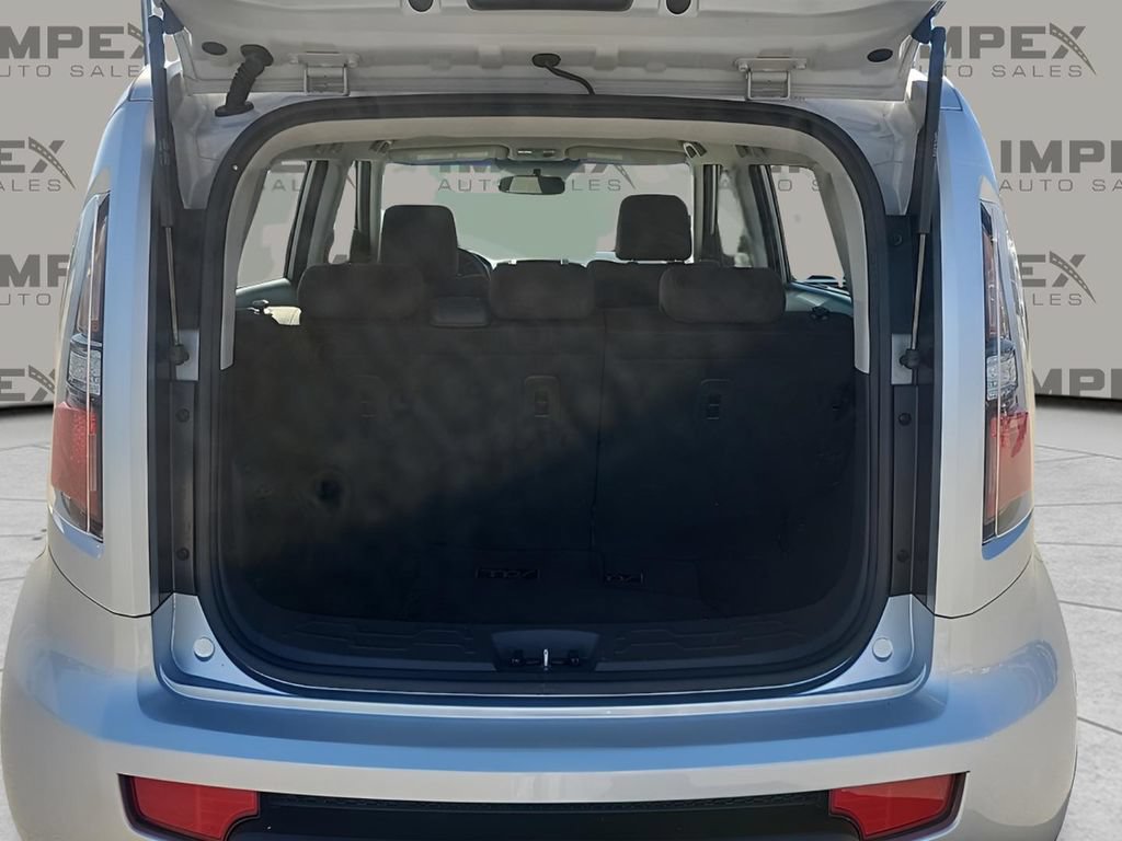 Used 2010 Kia Soul FWD image 20
