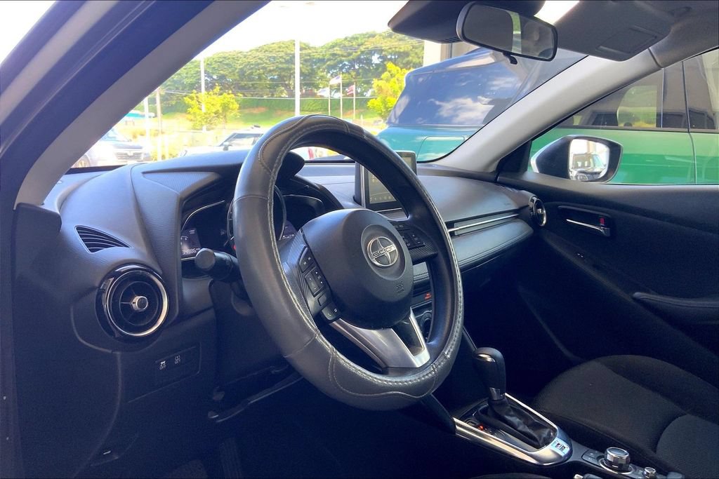 Used 2016 Scion iA FWD image 12