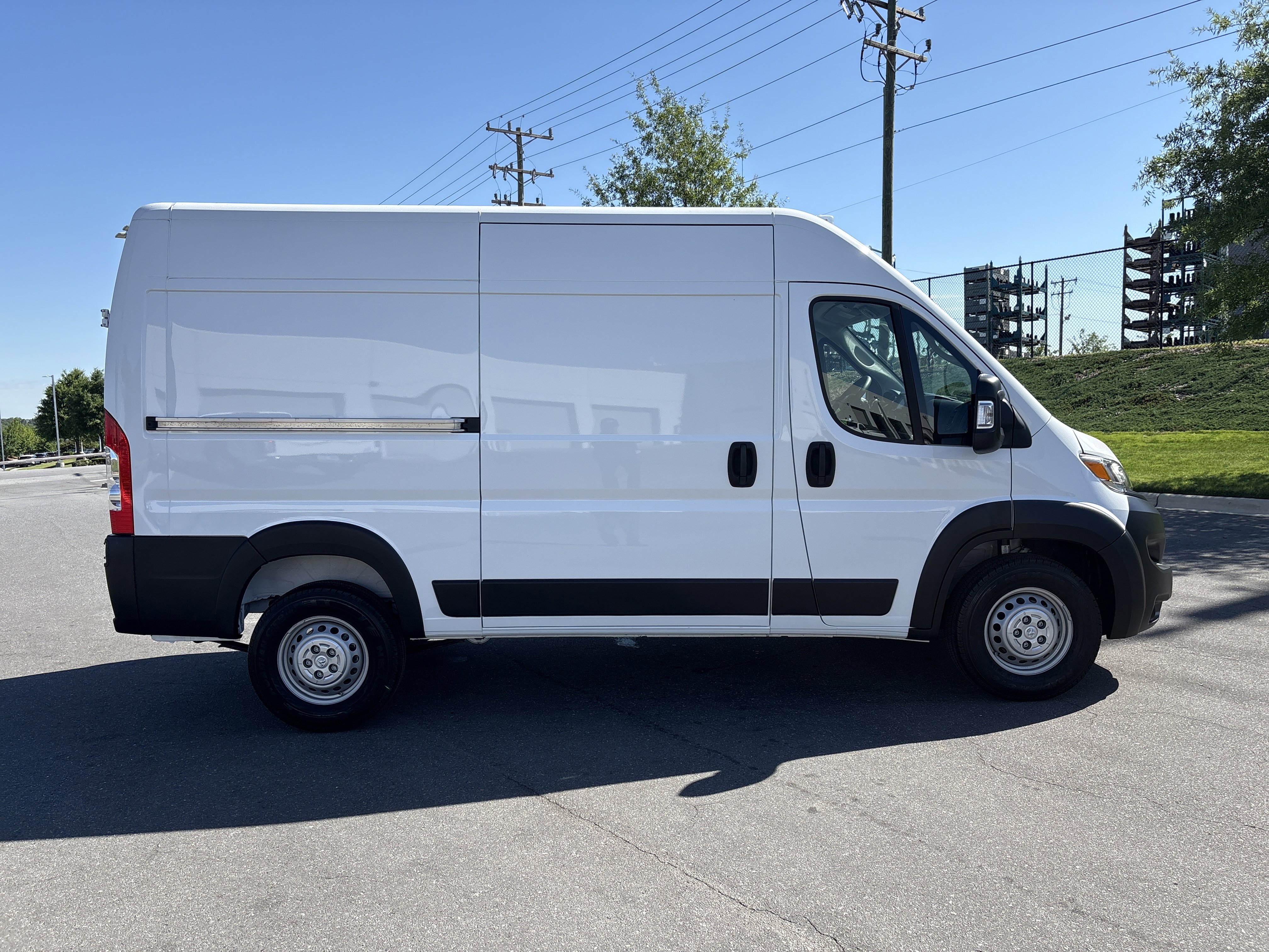 Used 2025 RAM ProMaster 1500 w/ Convenience Group FWD image 10