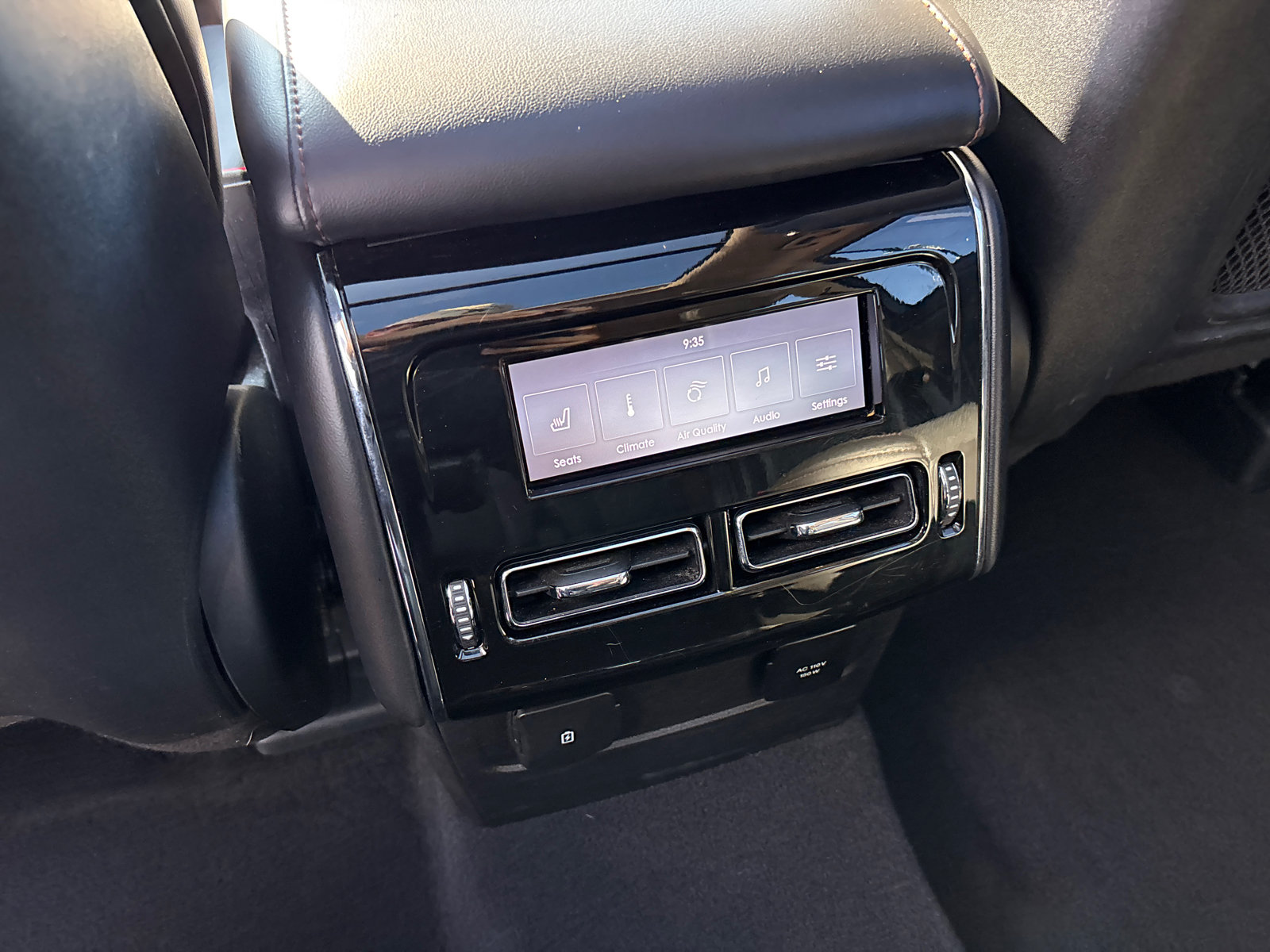 Certified 2024 Lincoln Aviator Reserve w/ Equipment Group 201A AWD/4WD image 32
