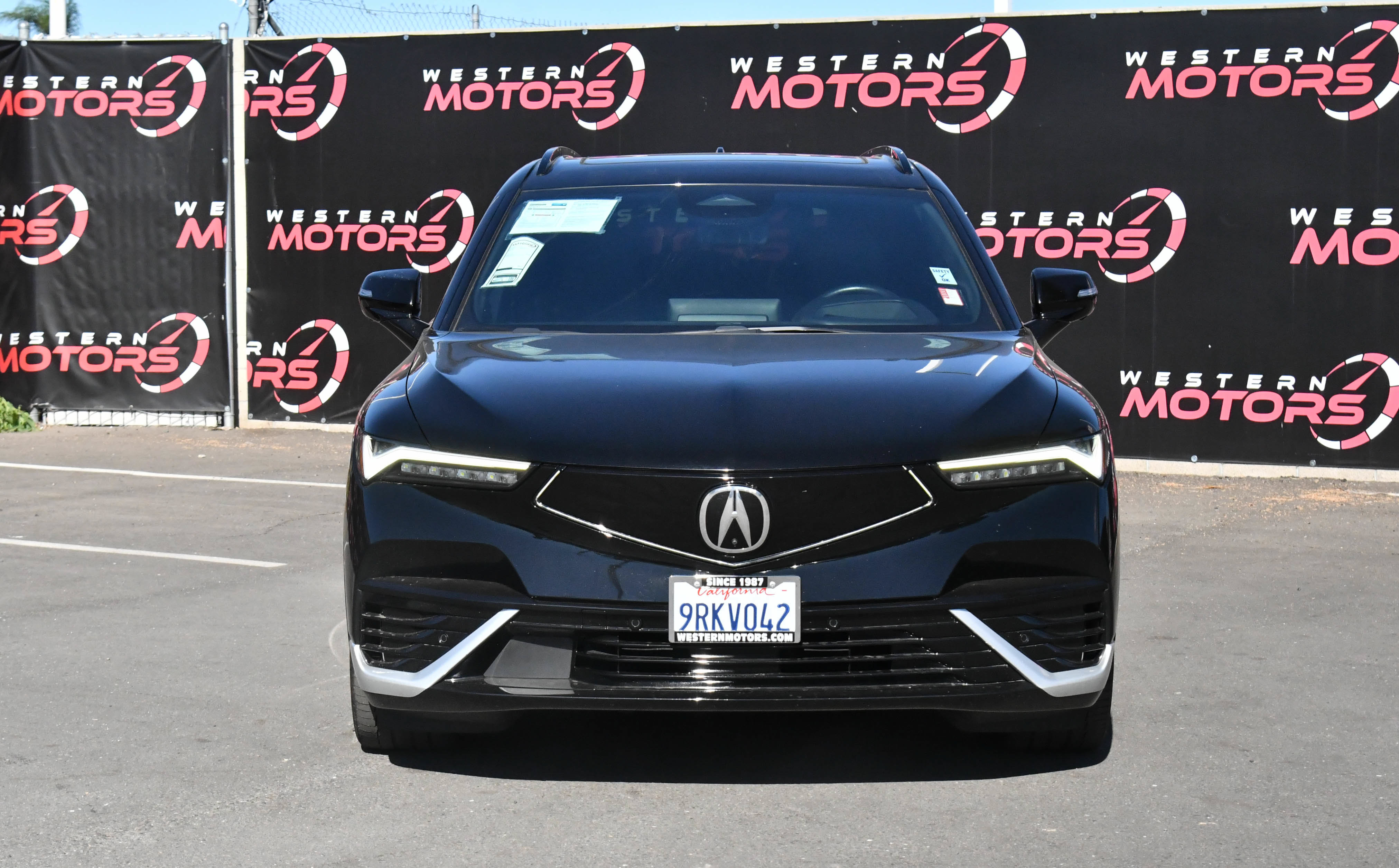 Used 2024 Acura ZDX Type S AWD/4WD image 2