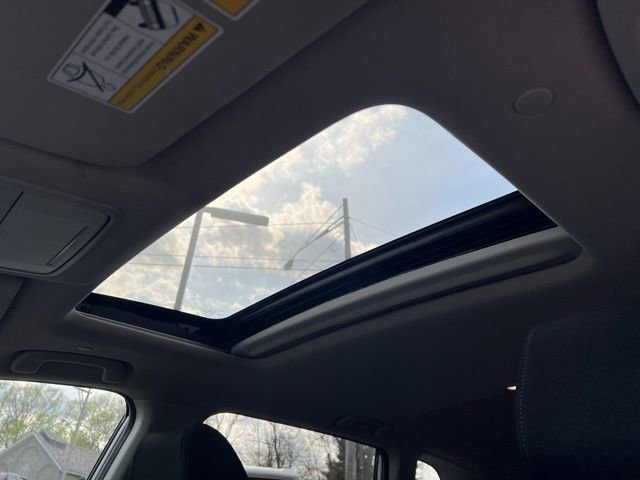 Used 2023 Honda CR-V EX image 5