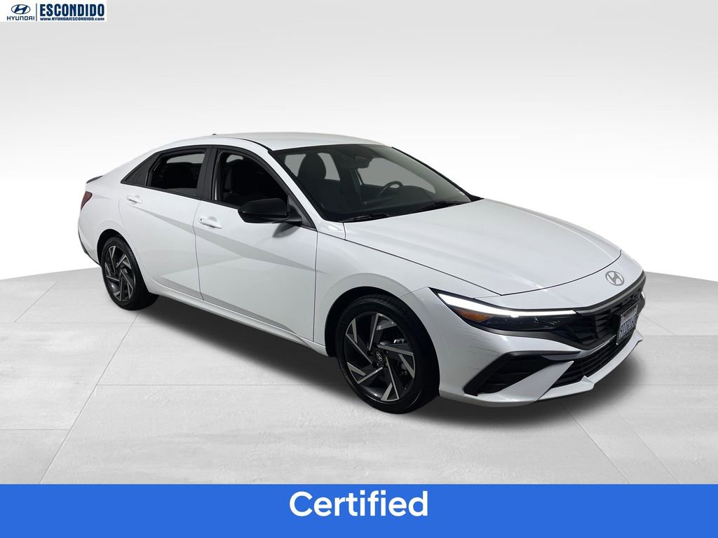 Certified 2025 Hyundai Elantra Sport image 7