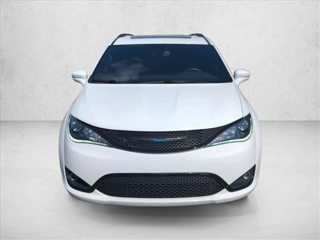 Used 2020 Chrysler Pacifica Limited w/ S Appearance Package FWD image 2