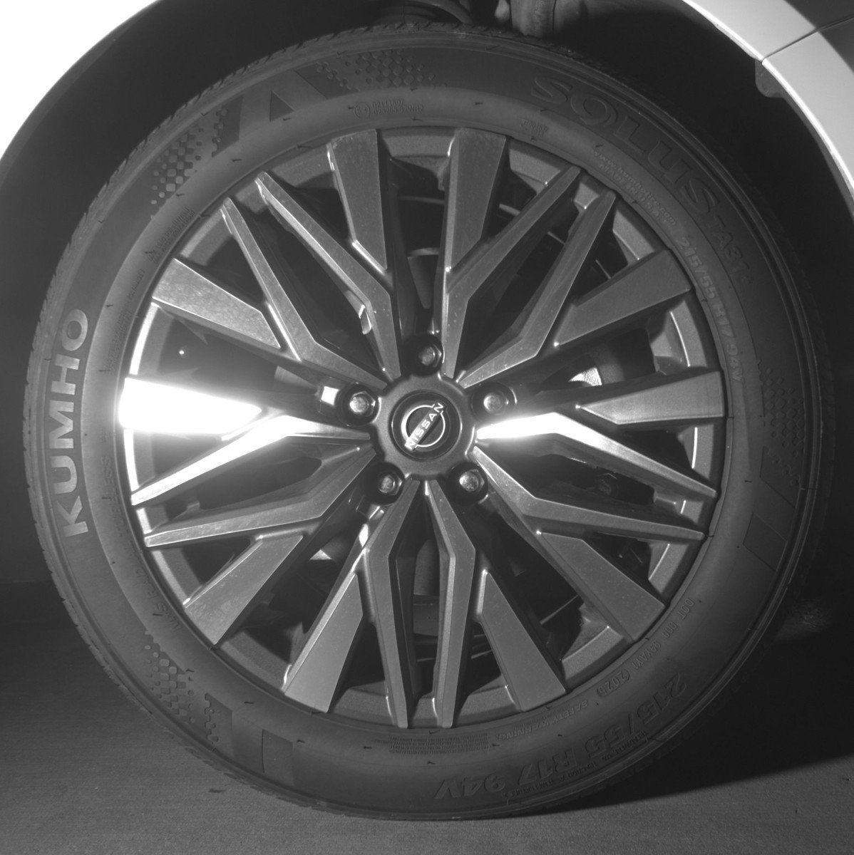 Used 2025 Nissan Altima 2.5 SV image 13