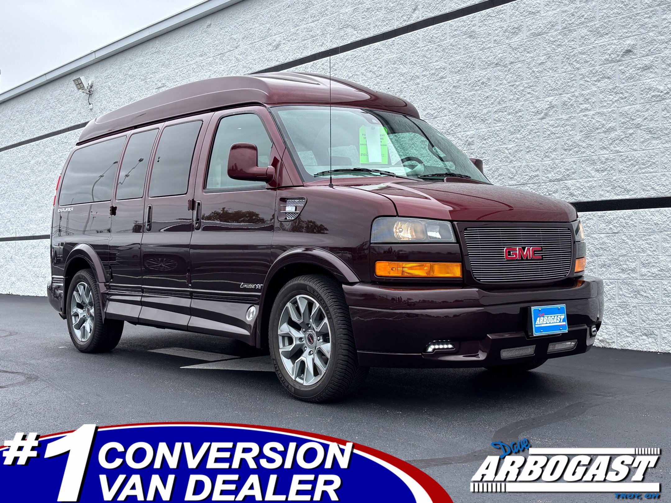 New 2026 GMC Savana 2500 w/ Driver Convenience Package RWD image 1