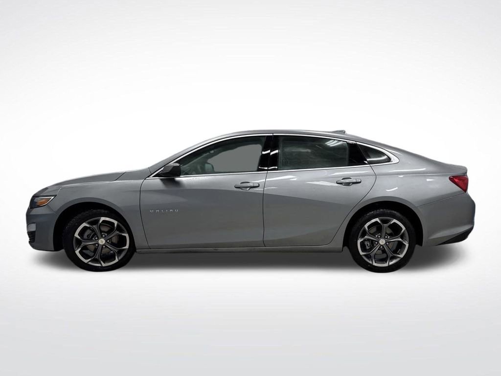 Used 2024 Chevrolet Malibu LT image 11