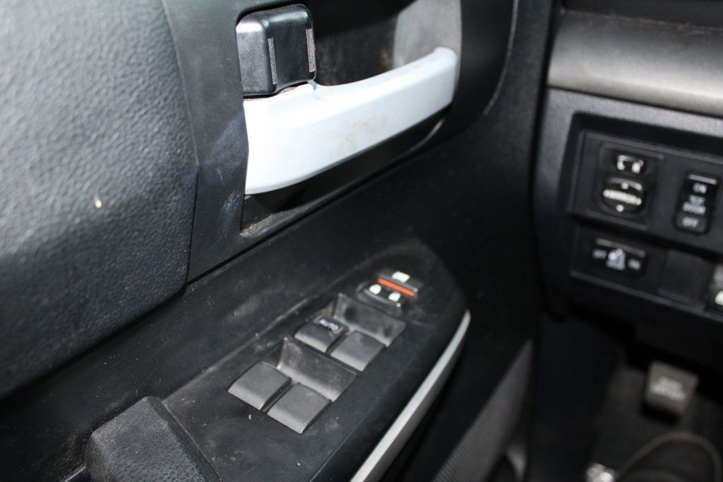 Used 2017 Toyota Tundra SR5 image 23