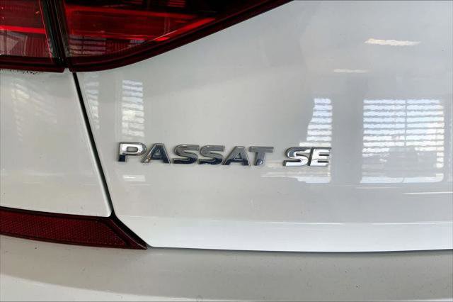 Used 2018 Volkswagen Passat 2.0T SE FWD image 7