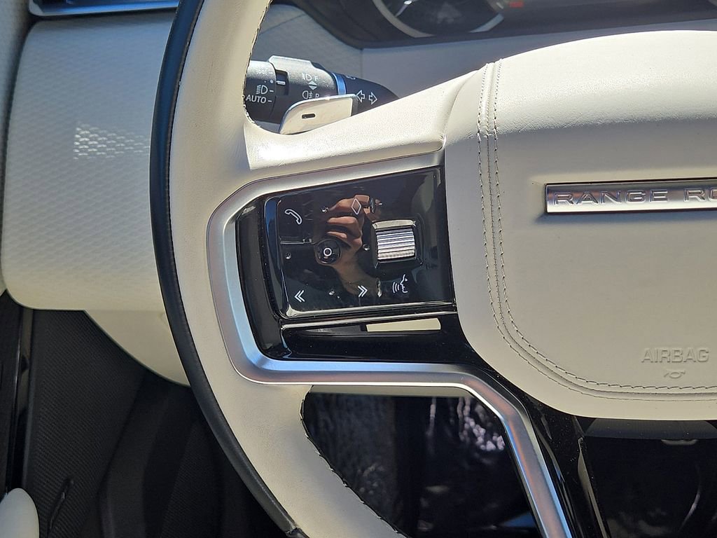 Used 2023 Land Rover Range Rover Velar R-Dynamic S image 19