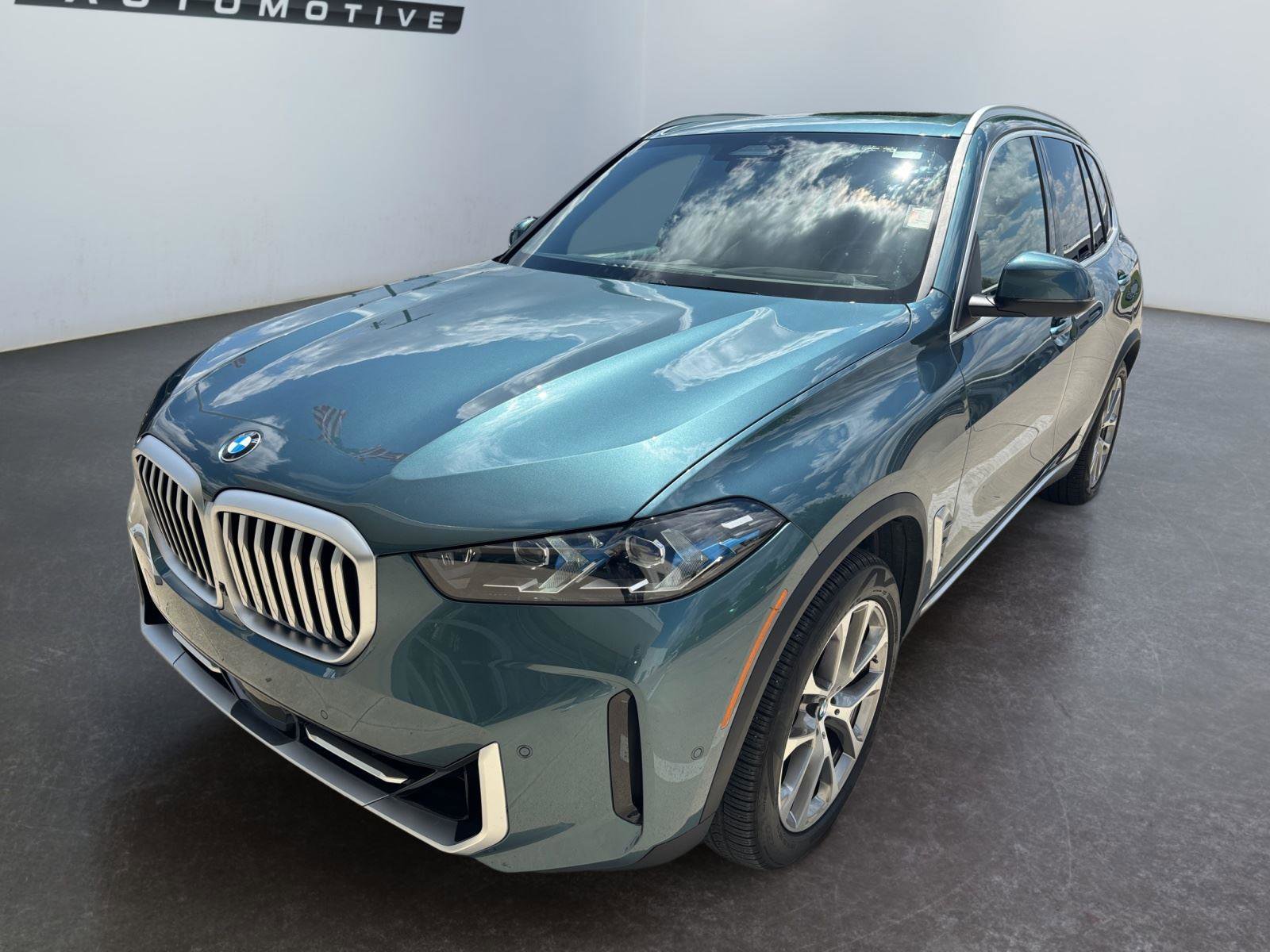 Used 2026 BMW X5 xDrive40i w/ Climate Comfort Package AWD/4WD image 9
