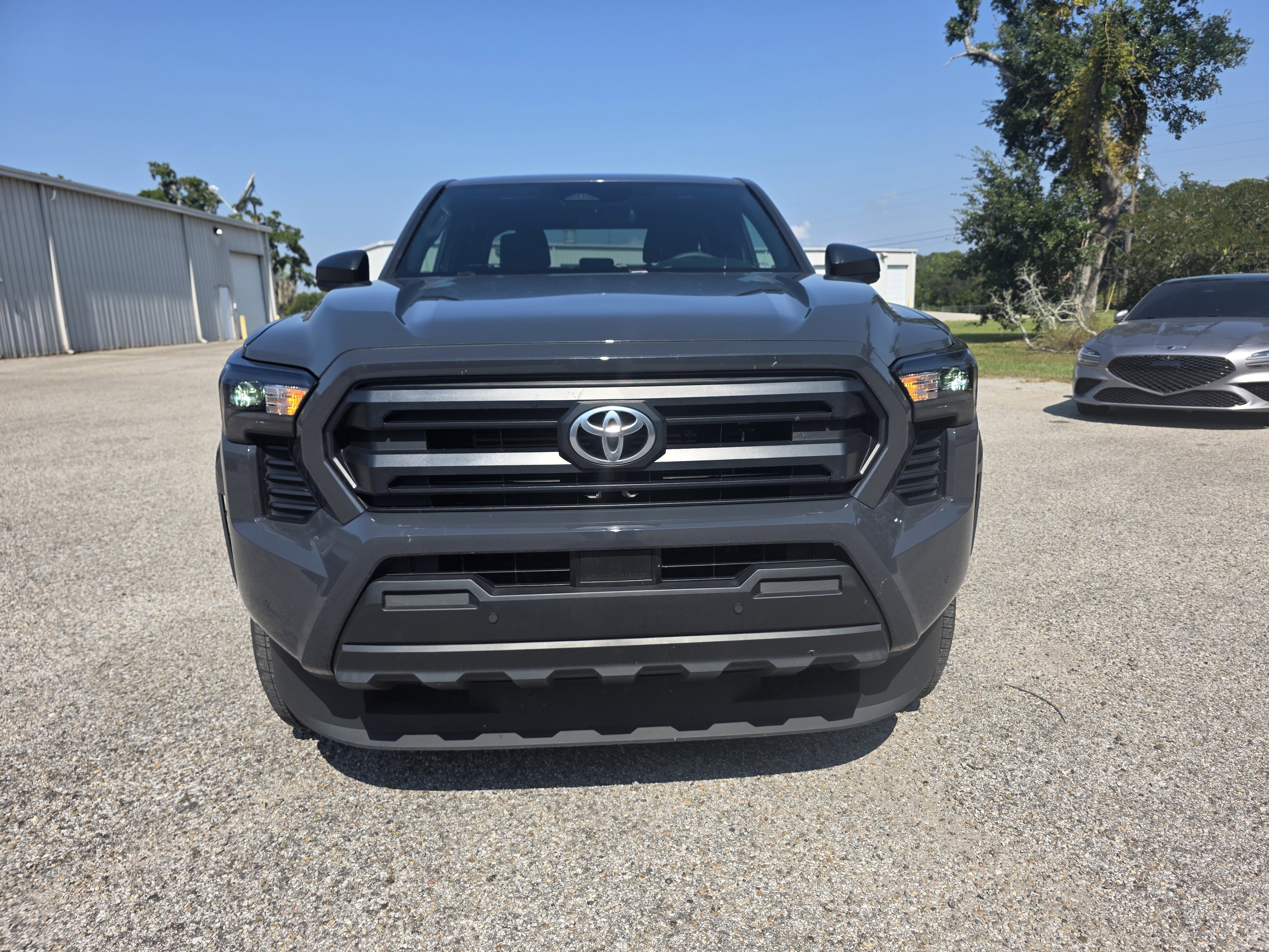 Used 2024 Toyota Tacoma SR image 2