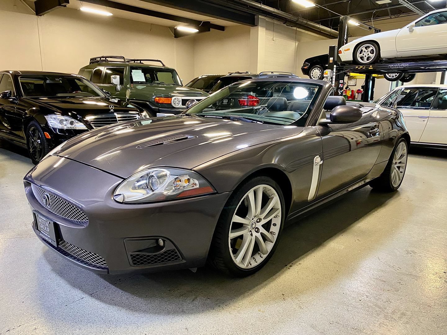 Used 2008 Jaguar XKR R RWD image 3