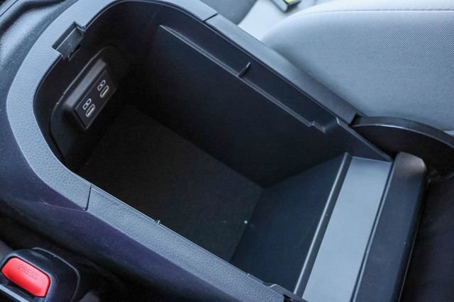 Used 2025 Toyota RAV4 XLE FWD image 19