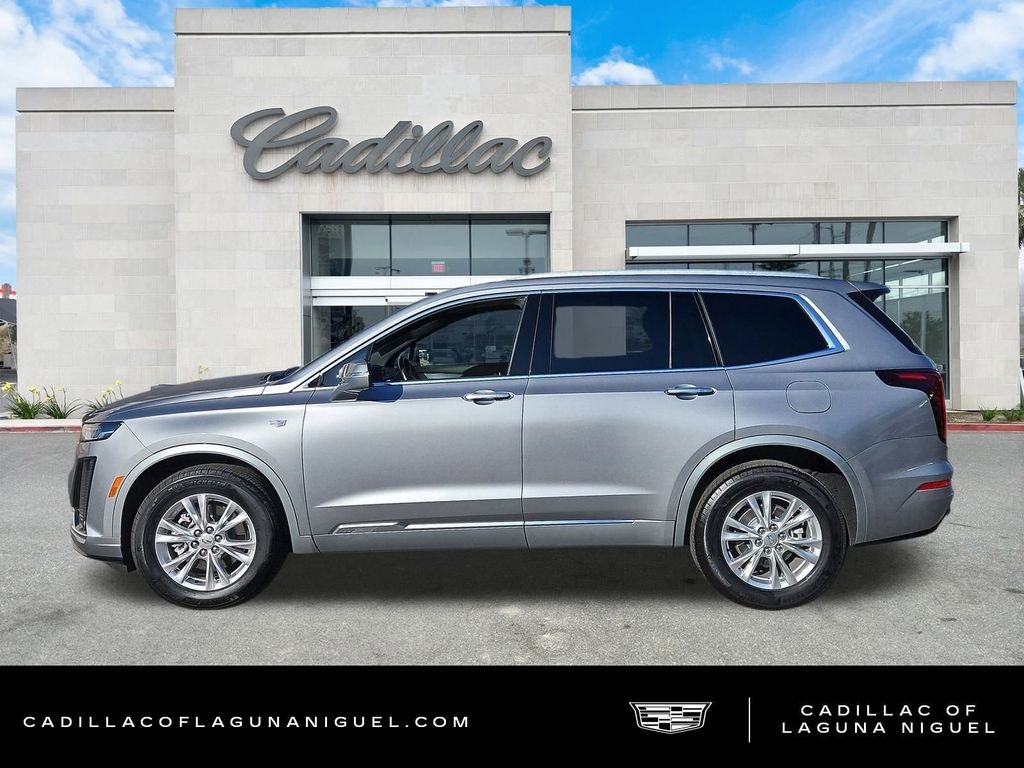 Used 2025 Cadillac XT6 Luxury image 6