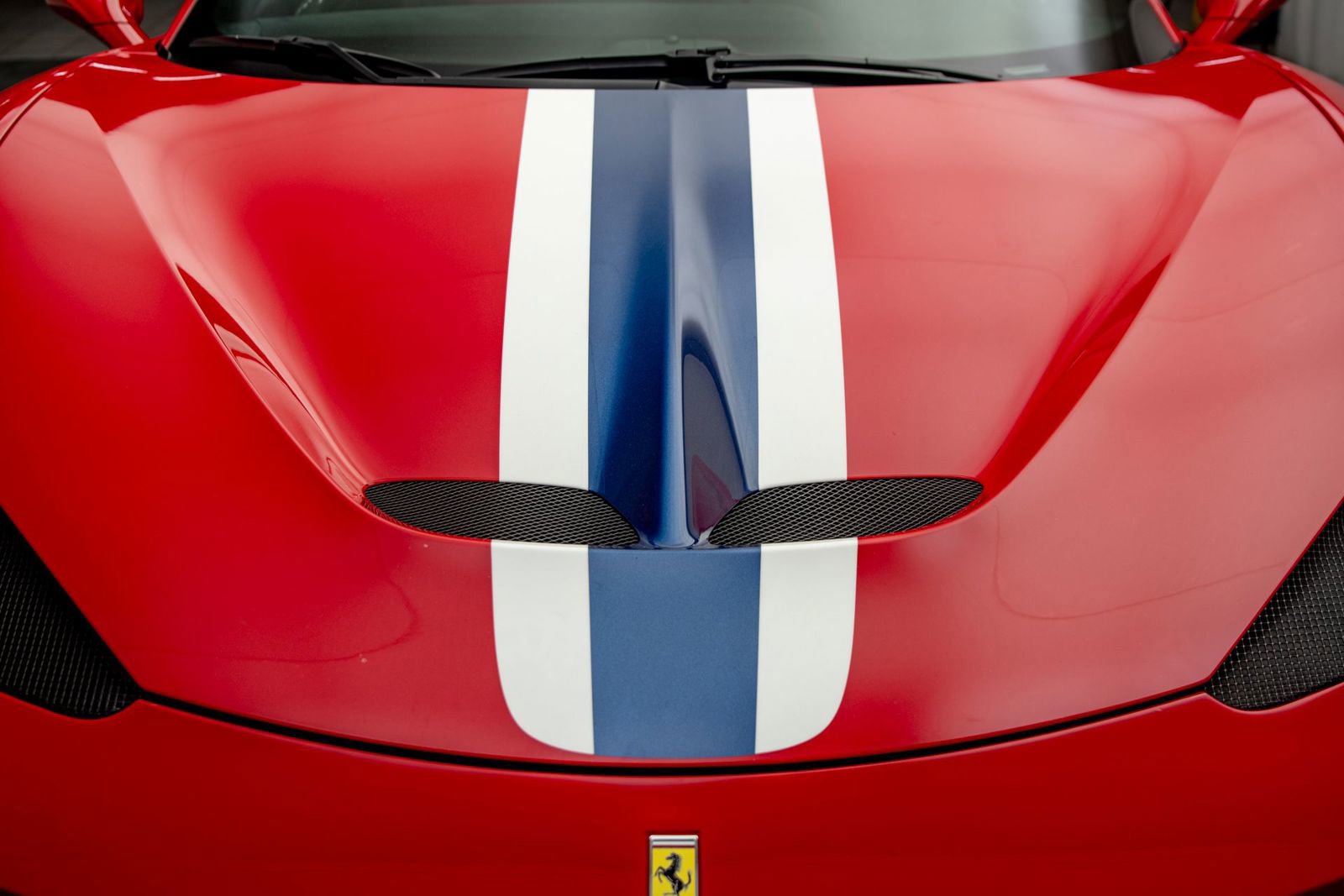 Used 2015 Ferrari 458 Speciale Coupe RWD image 35