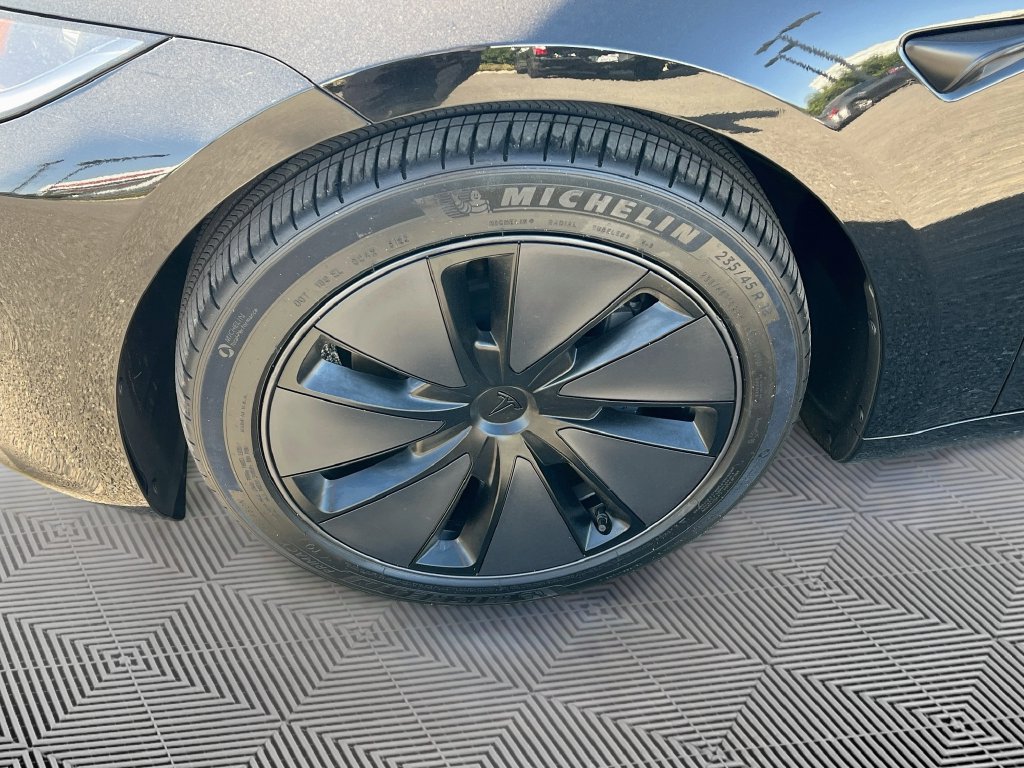 Used 2024 Tesla Model 3 Standard Range RWD image 30