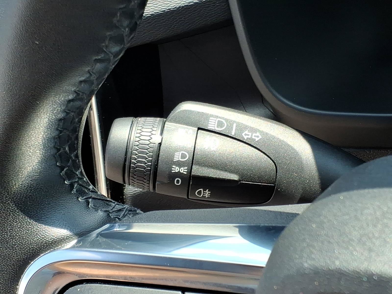 Certified 2023 Volvo C40 P8 Recharge Ultimate AWD/4WD image 19