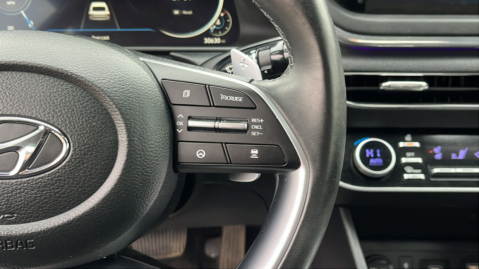 Used 2023 Hyundai Sonata Limited image 13