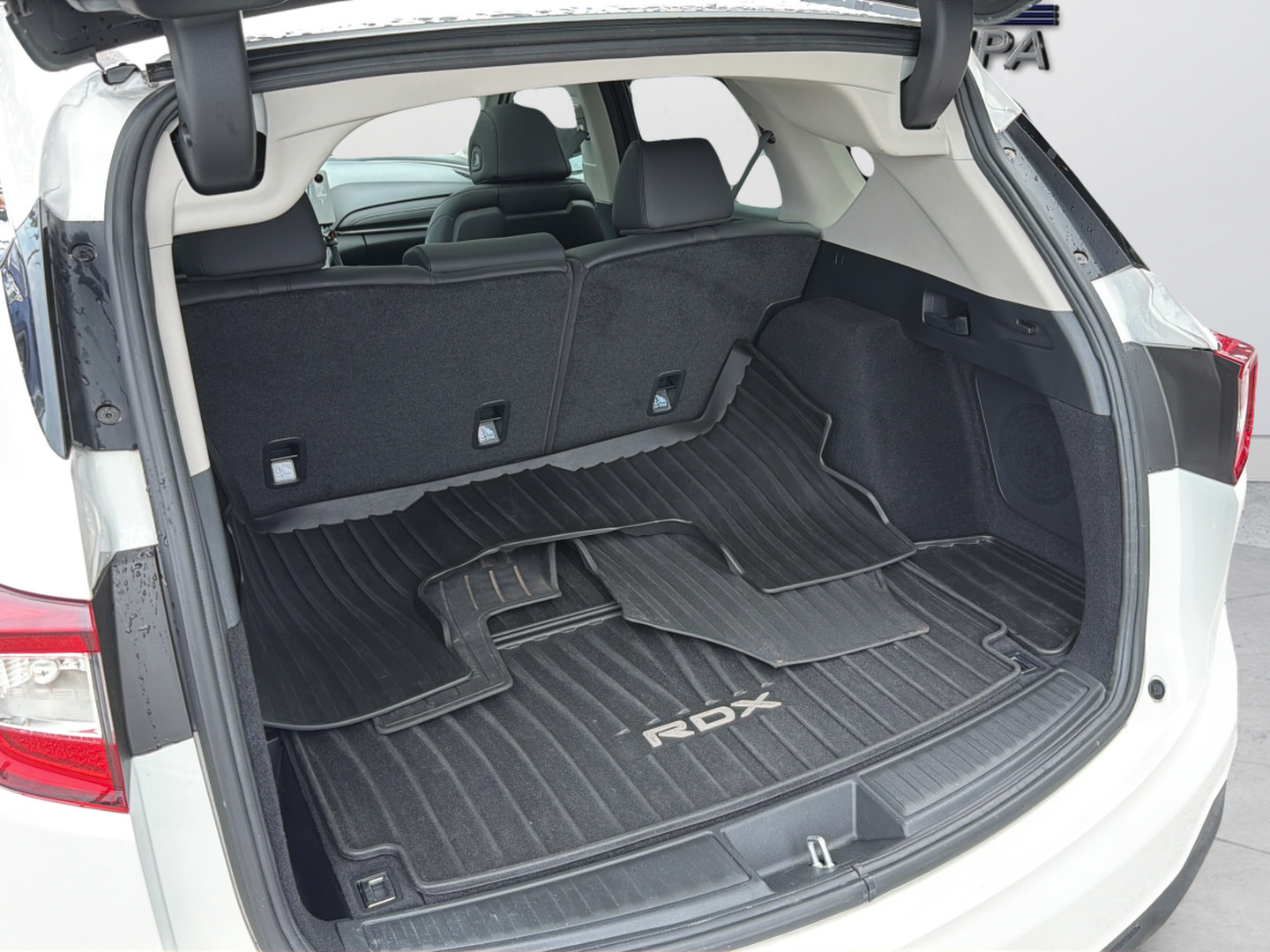 Used 2024 Acura RDX SH-AWD image 39
