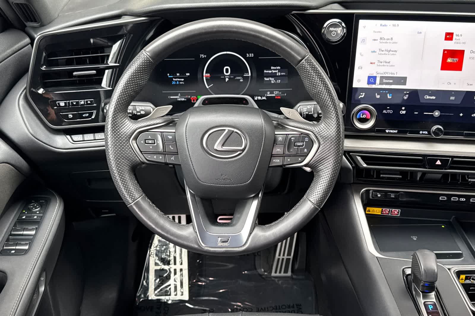 Certified 2025 Lexus TX 500h AWD image 15