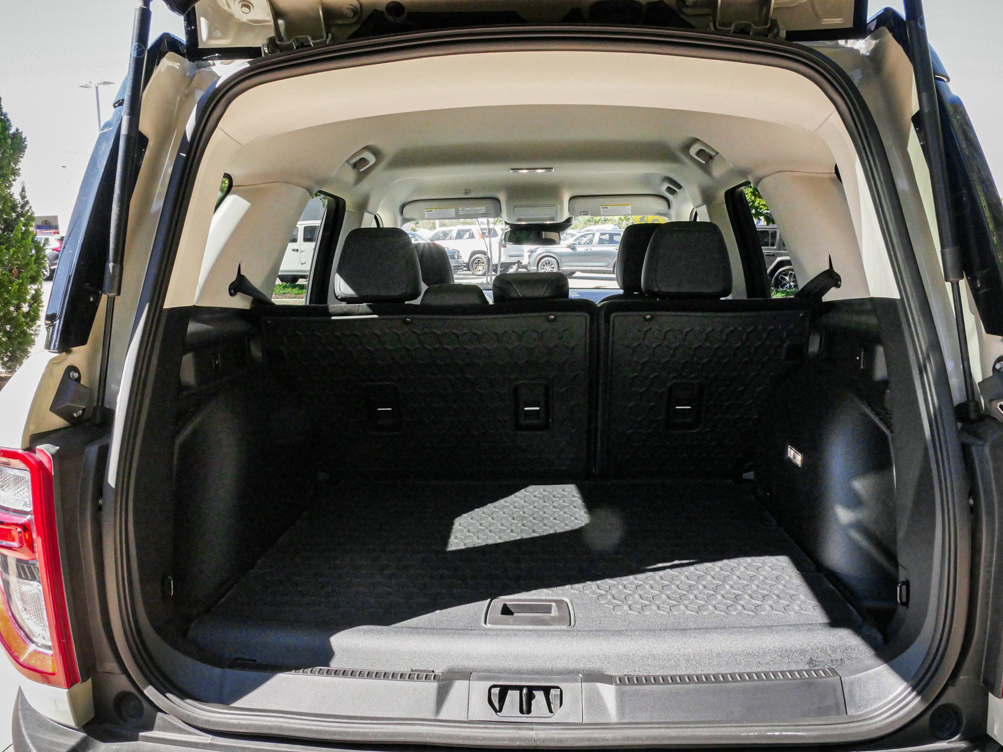 Used 2024 Ford Bronco Sport Outer Banks image 30