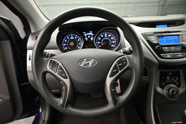 Used 2013 Hyundai Elantra GLS w/ Preferred Pkg FWD image 3
