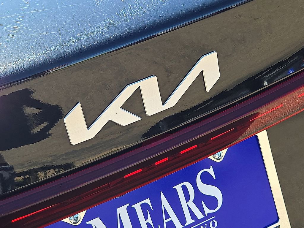 Used 2024 Kia Forte LXS image 13