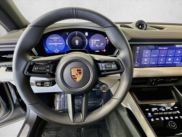 New 2026 Porsche Macan 4 Electric AWD/4WD image 14