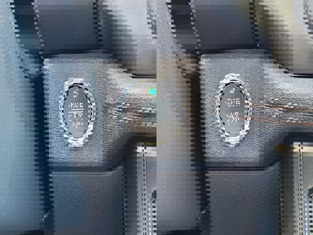 New 2025 Ford F150 Lightning Lariat image 50