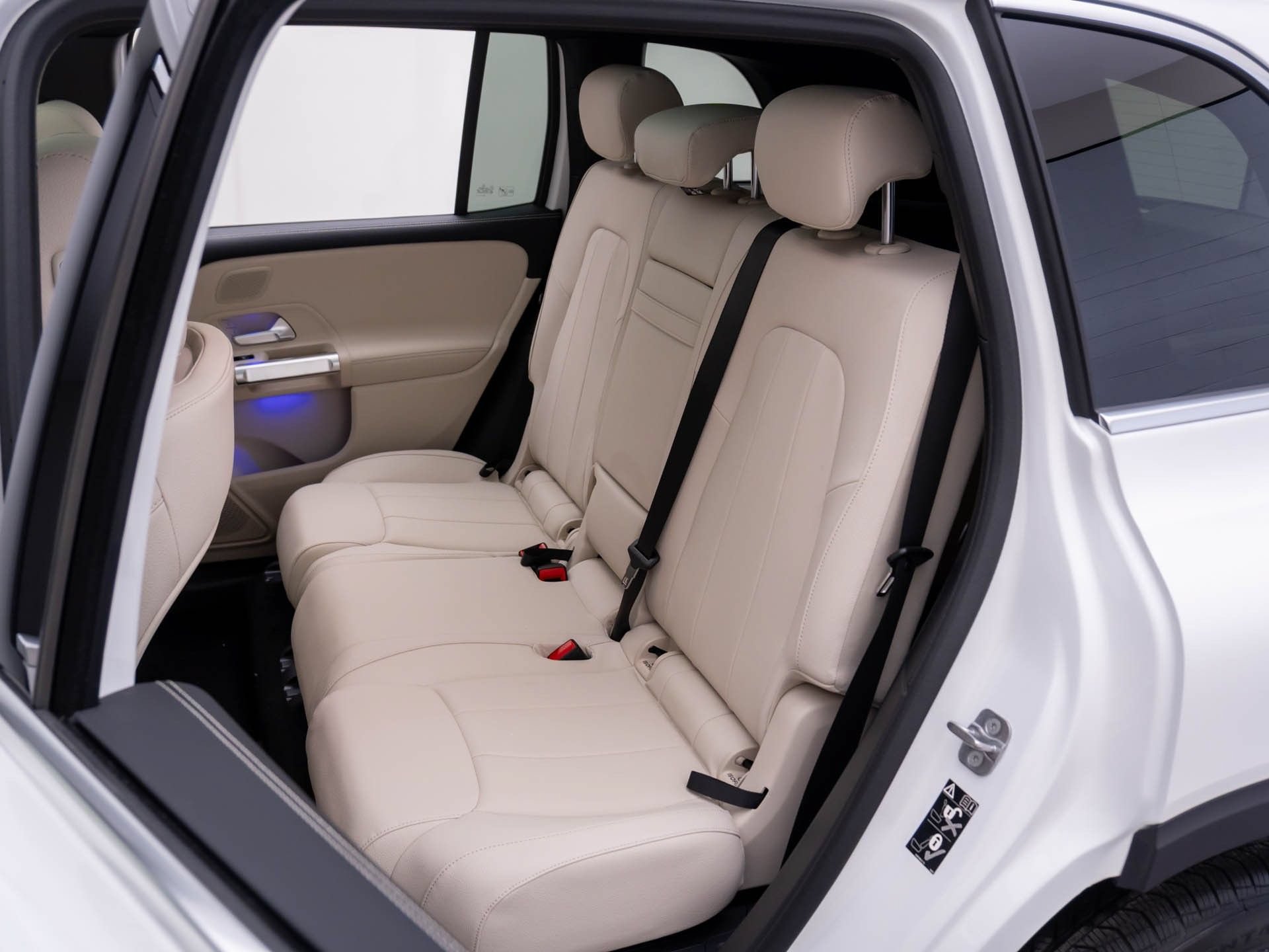 New 2026 Mercedes-Benz GLB 250 4MATIC image 19