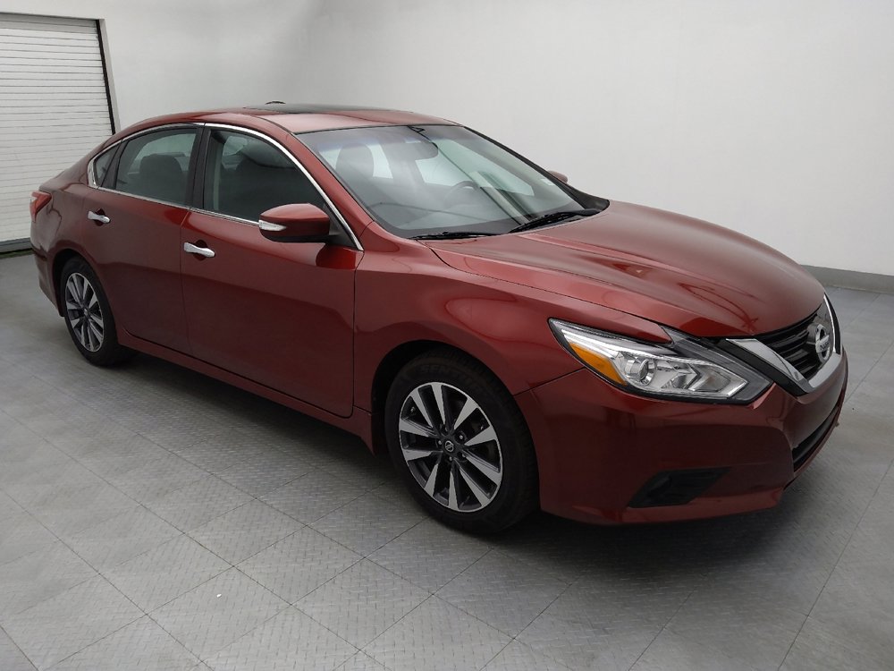 Used 2017 Nissan Altima 2.5 SV w/ Convenience Package image 11