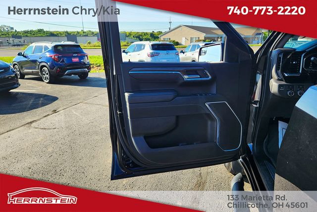 Used 2023 Chevrolet Silverado 1500 RST w/ Rally Edition AWD/4WD image 14