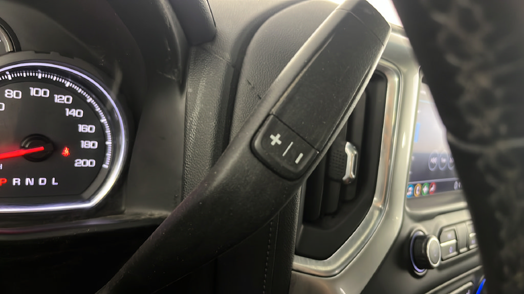 Used 2020 Chevrolet Silverado 1500 LTZ w/ LTZ Plus Package AWD/4WD image 29