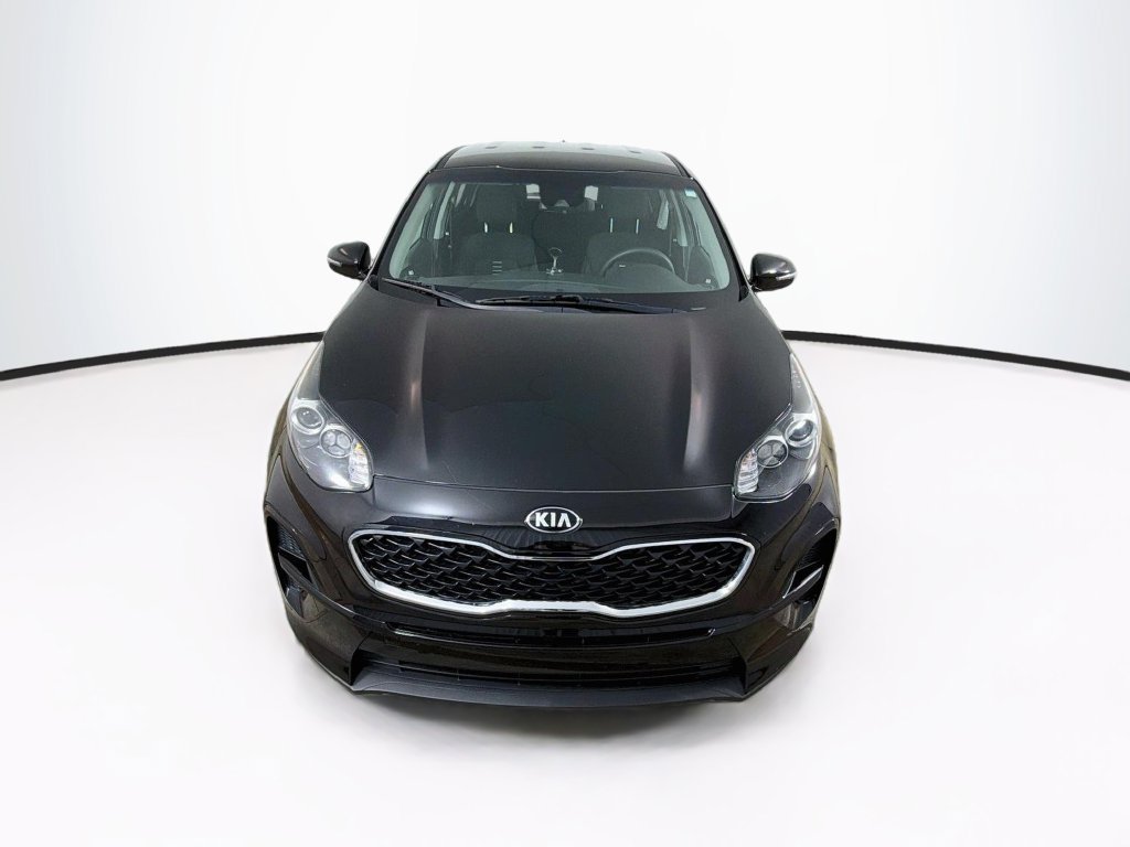 Used 2022 Kia Sportage LX w/ LX FWD Value Edition Package image 2