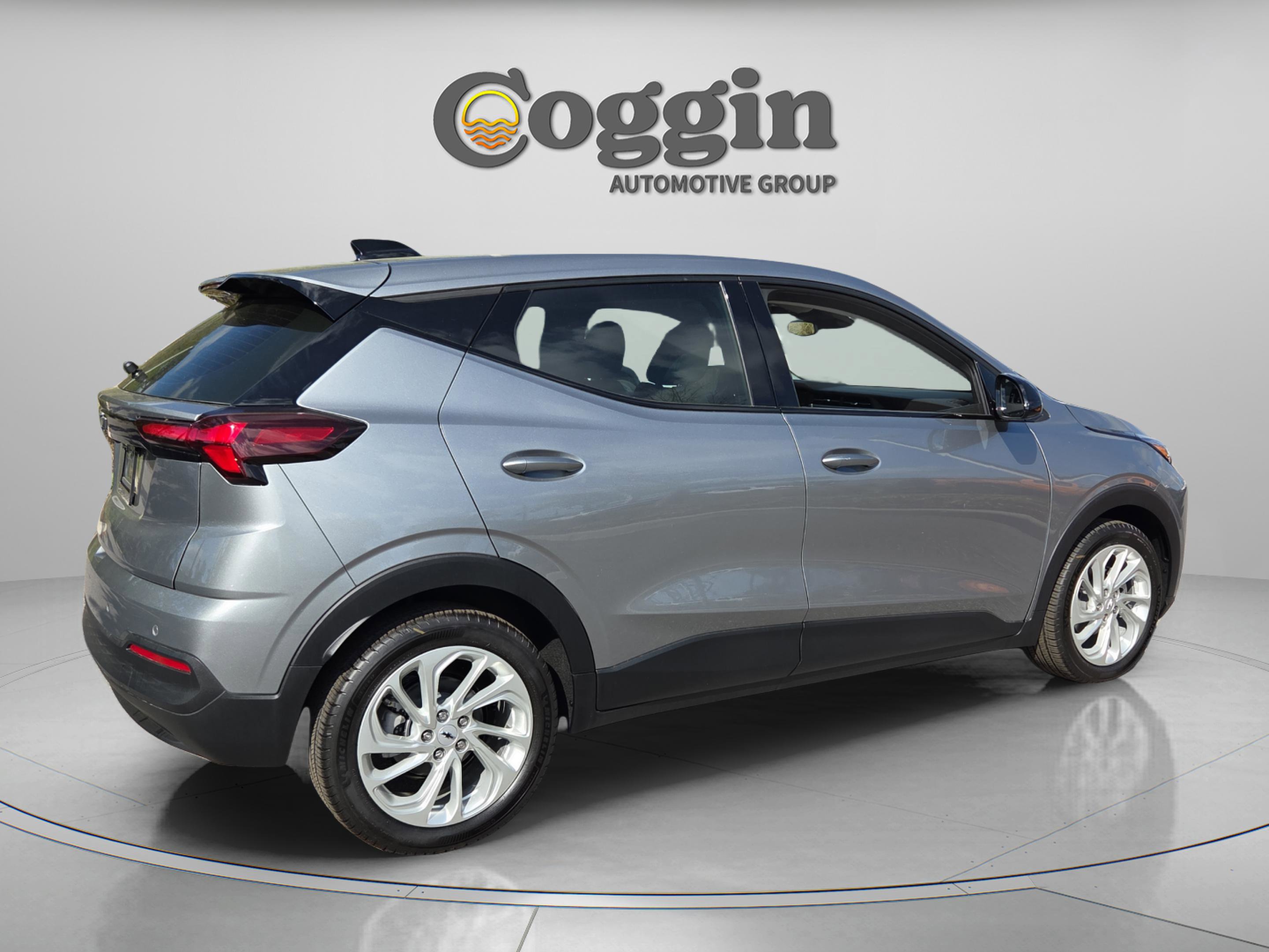 New 2027 Chevrolet Bolt LT w/ Comfort Package image 5