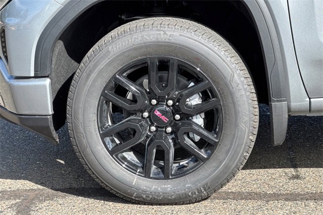 New 2026 GMC Sierra 1500 Elevation image 31