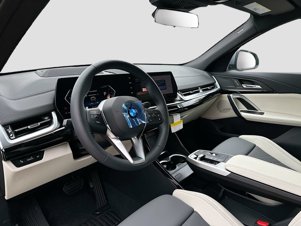 New 2026 BMW X2 xDrive28i w/ Technology Package AWD/4WD image 9