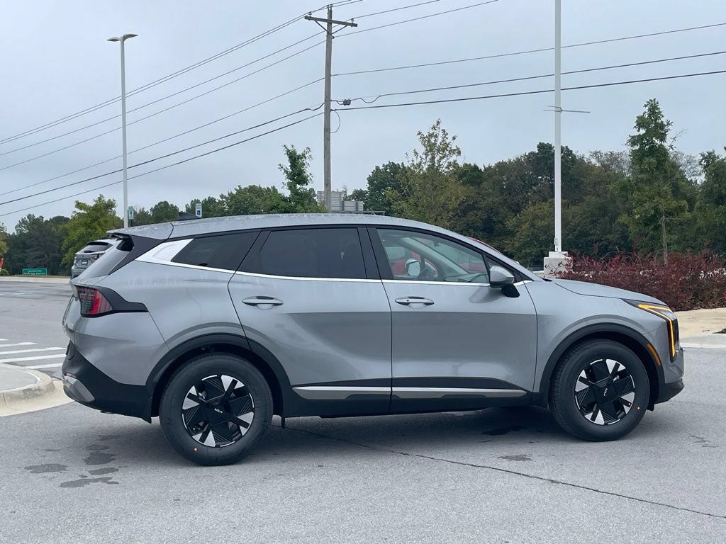 New 2026 Kia Sportage LX FWD image 8
