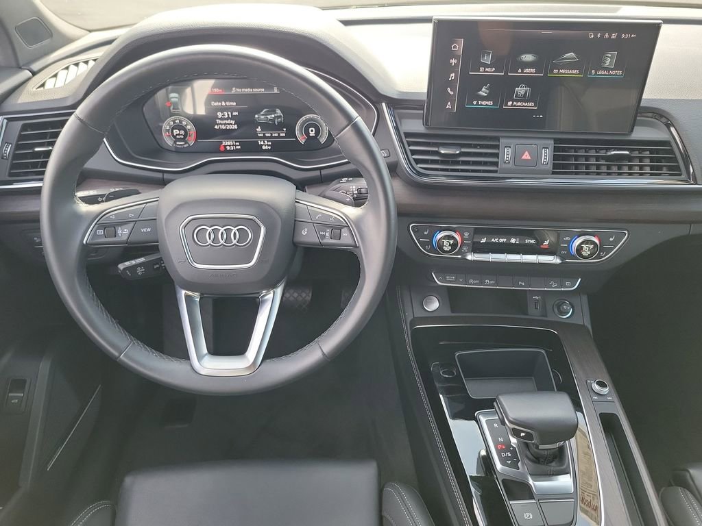 Used 2023 Audi Q5 2.0T Premium Plus w/ Premium Plus Package AWD/4WD image 11