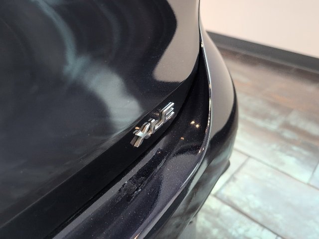 Certified 2024 Toyota Highlander XLE image 9