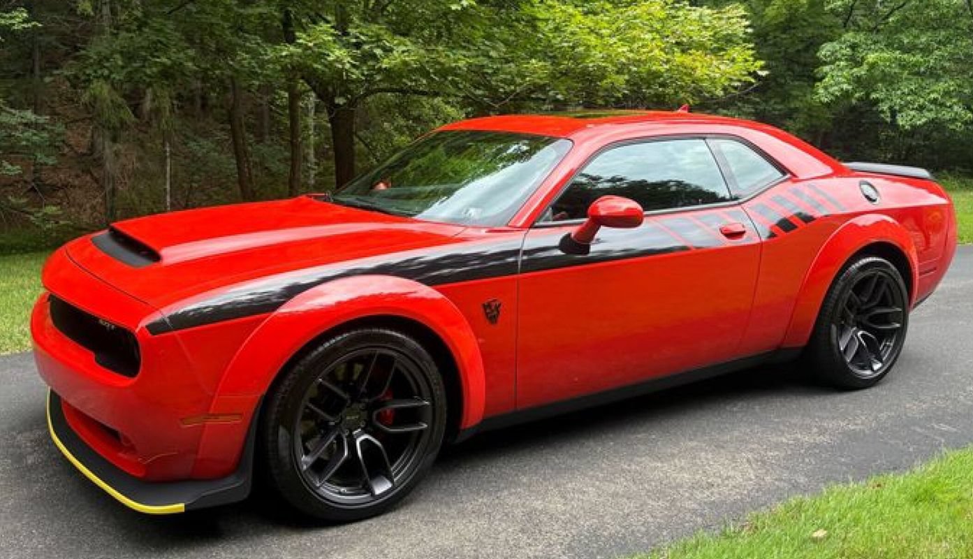 Used 2018 Dodge Challenger SRT Demon RWD image 1