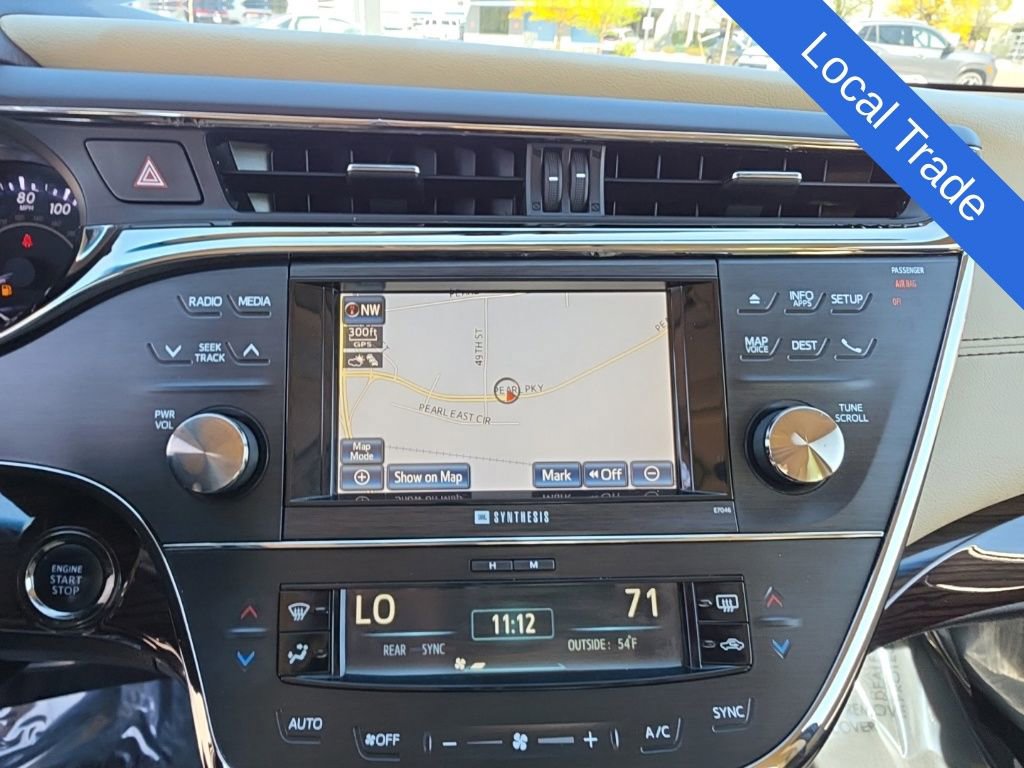 Used 2013 Toyota Avalon Limited w/ Technology Pkg FWD image 16