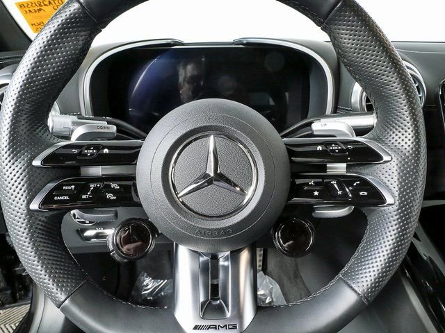 Used 2022 Mercedes-Benz SL 55 AMG 4MATIC image 11